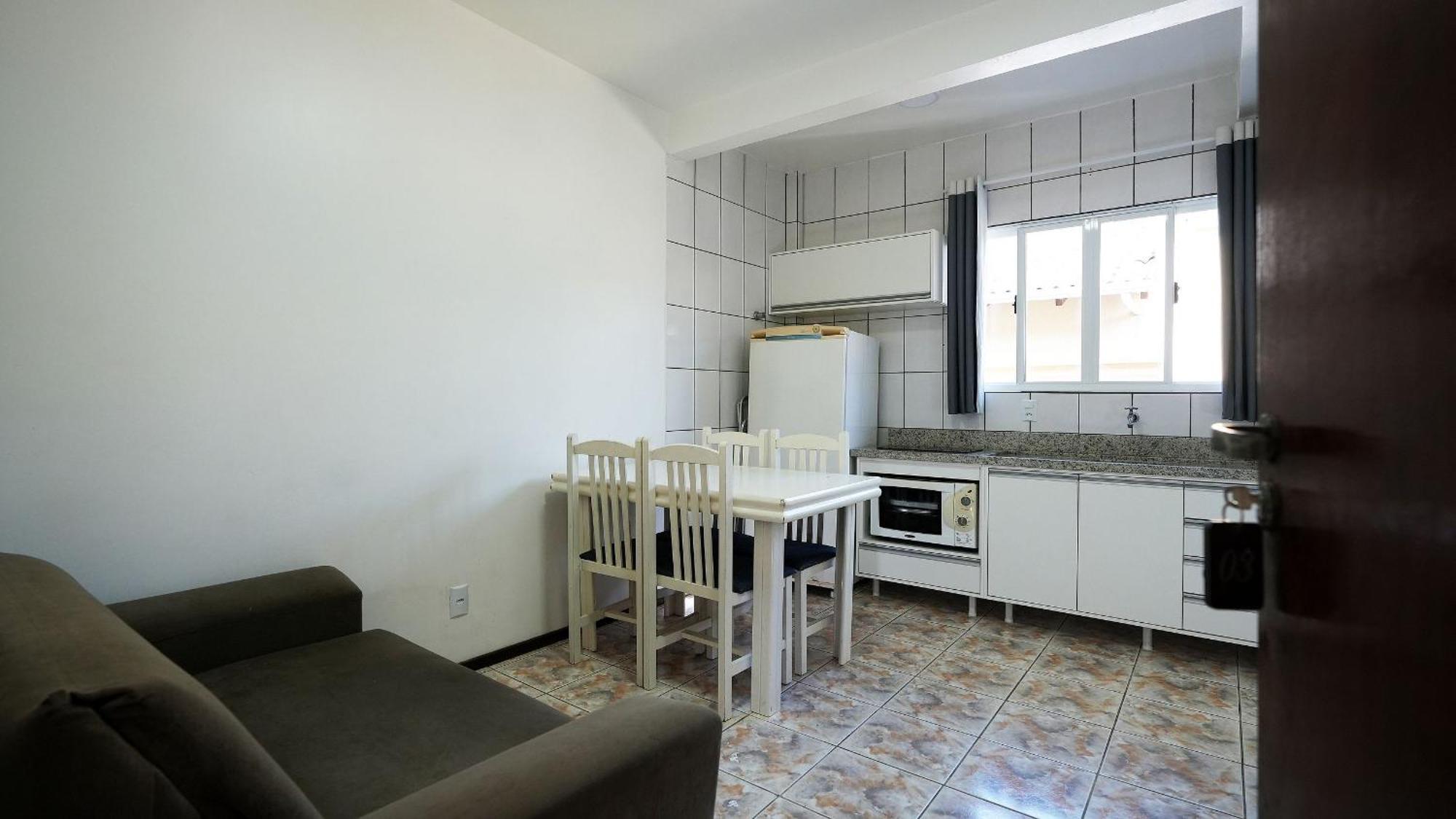 Residencial Adolfo - Mestre Naro Bombinhas Dış mekan fotoğraf