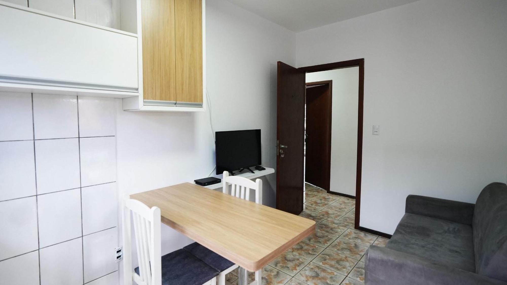 Residencial Adolfo - Mestre Naro Bombinhas Dış mekan fotoğraf