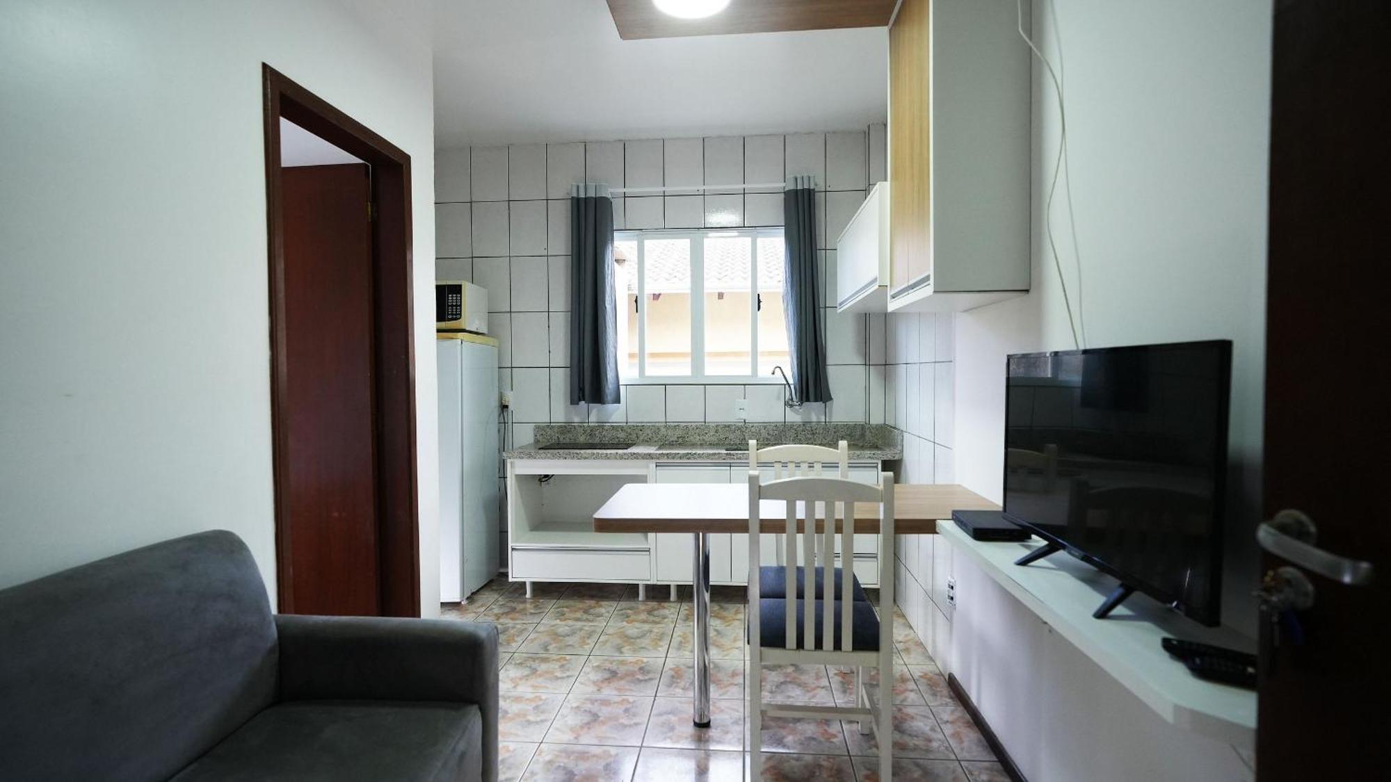 Residencial Adolfo - Mestre Naro Bombinhas Dış mekan fotoğraf